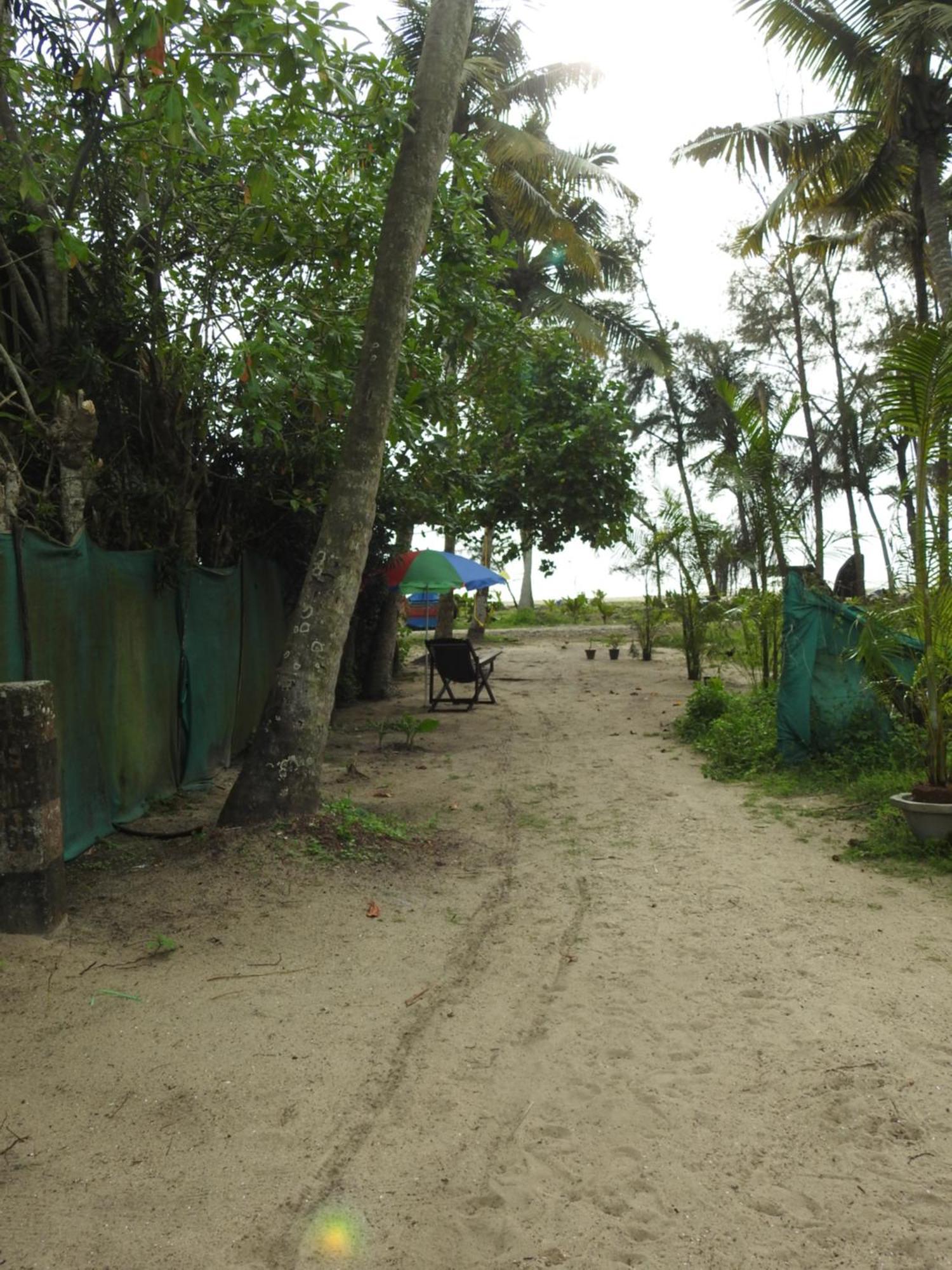 Shoreline Marari Beach Villa At Golden Beach Mararikulam Alappuzha Exterior photo