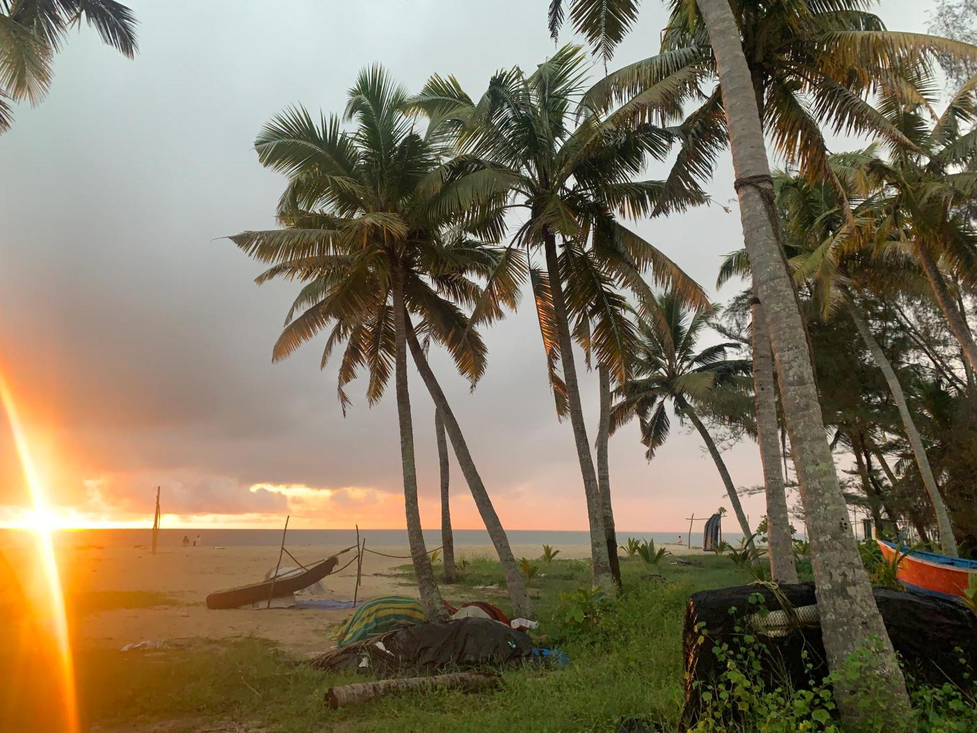 Shoreline Marari Beach Villa At Golden Beach Mararikulam Alappuzha Exterior photo